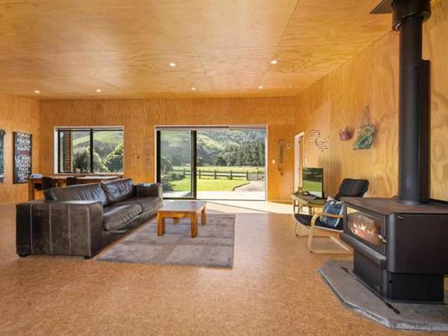 House for sale in Little Akaloa, Canterbury