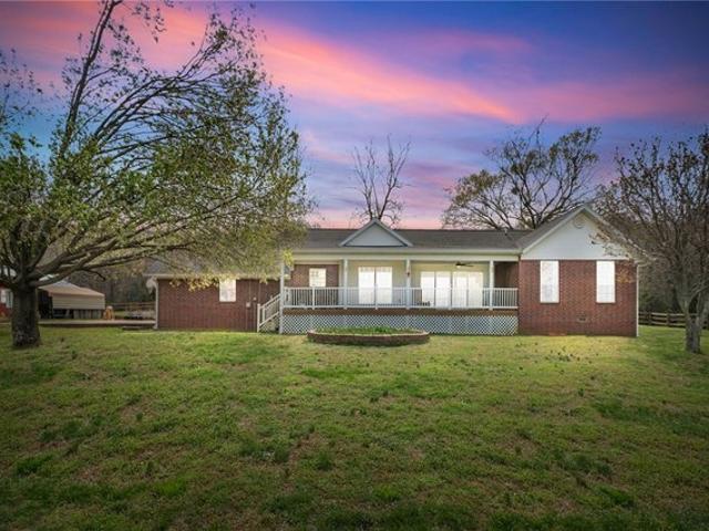 House for sale in Ark