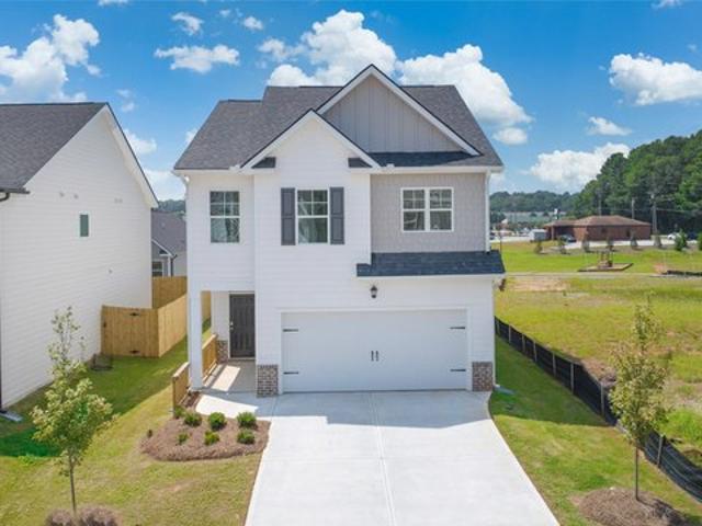 House for sale in Hampton, Georgia