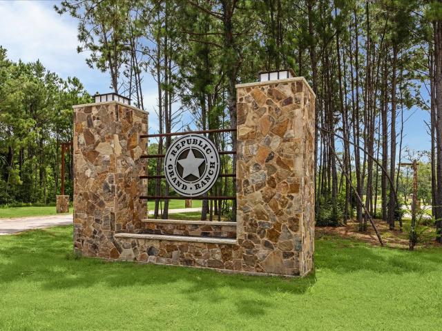 Land for sale in Willis, Texas