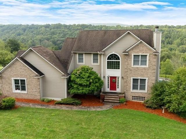 House for sale in Oneida, New York