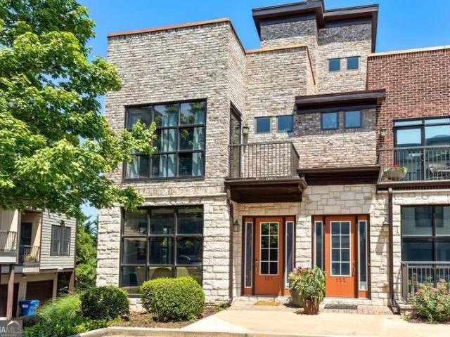 Townhouse for sale in Atlanta