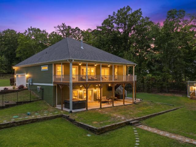 House for sale in Ridgeway, South Carolina