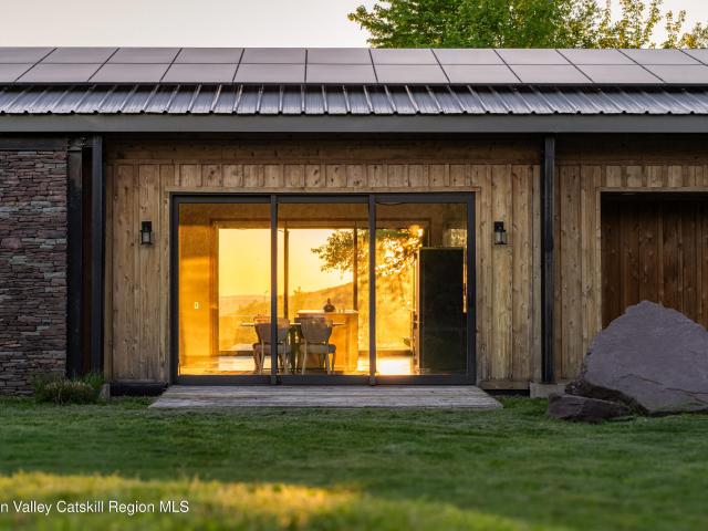 House for sale in Harpersfield, New York