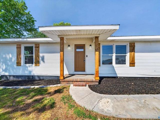 House for sale in New Market, Alabama