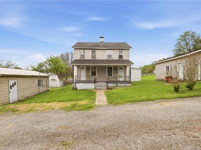 House for sale in Hostetter, Pennsylvania