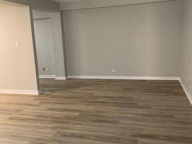 Apartment for rent in Mont-royal, Quebec
