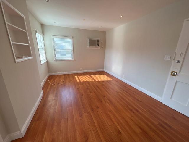 Apartment for rent in Glendale, California
