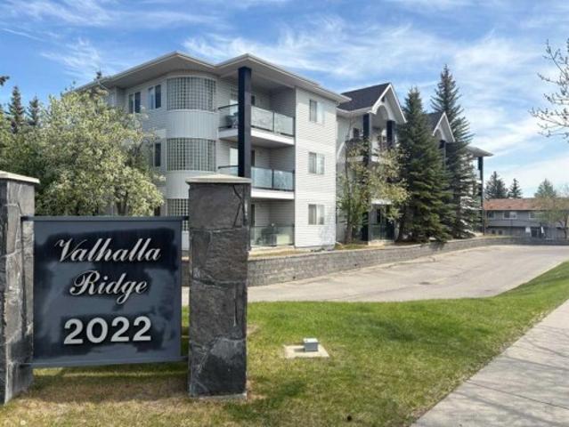 Condo for sale in Queensland, Calgary