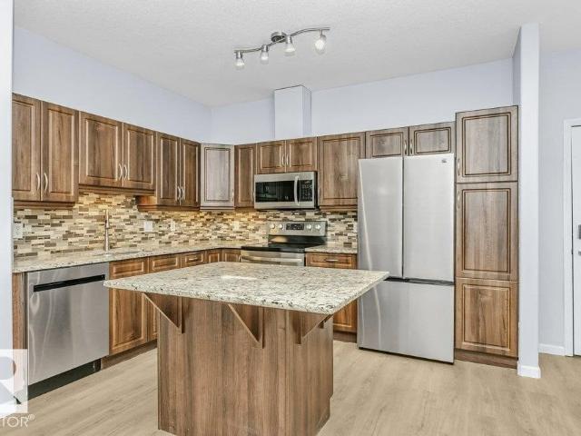 Apartment for sale in Wedgewood, Alberta
