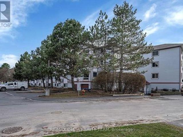 Condo for sale in Gloucester-Southgate, Ottawa