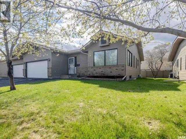 Townhouse for sale in Saskatoon, Saskatchewan