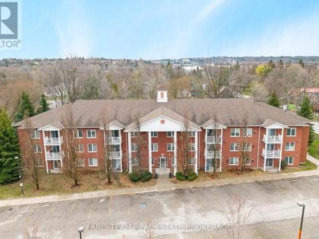Condo for sale in Barrie, Ontario