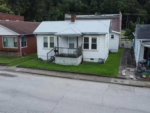 House for sale in Montgomery, West Virginia