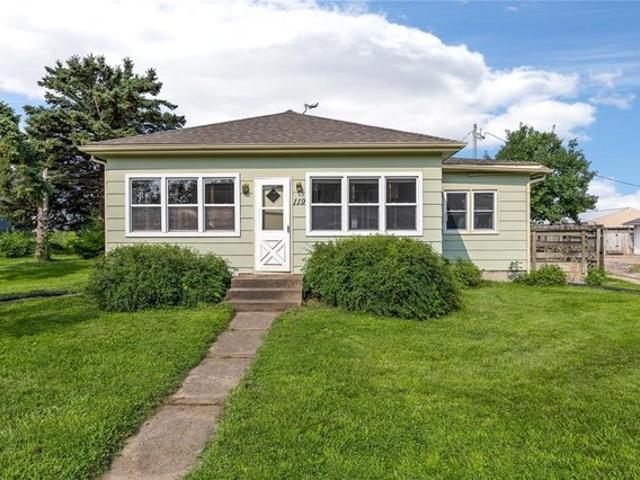 House for sale in Linn, Iowa