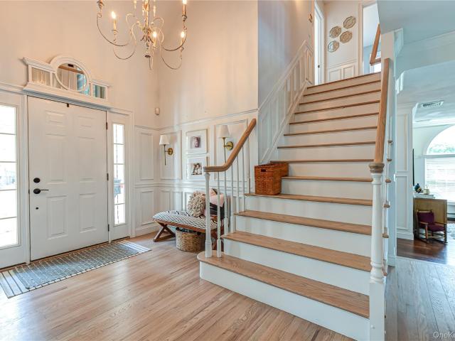 House for sale in Smithtown, New York