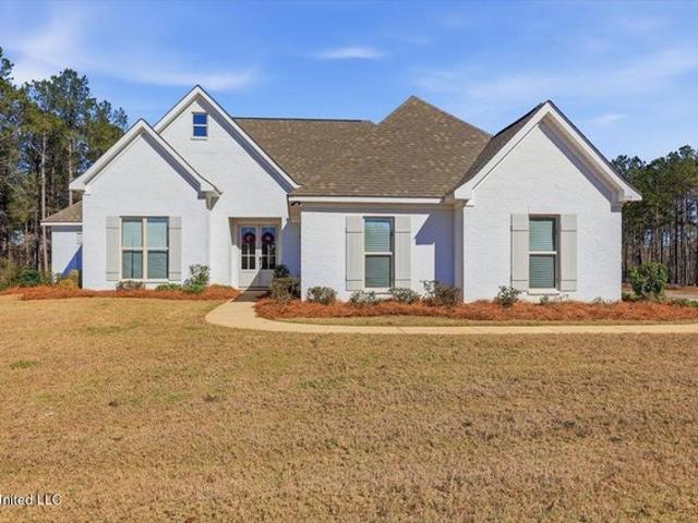 House for sale in Mendenhall, Mississippi