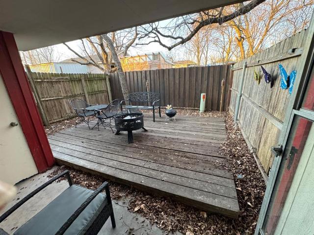 Townhouse for sale in Duncanville, Texas