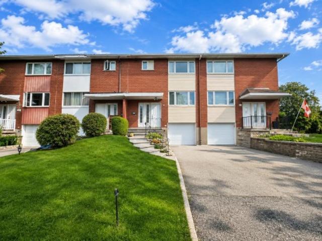 House for sale in Pointe-claire, Quebec