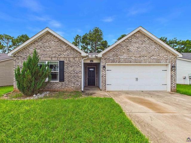House for sale in Kathleen, Georgia