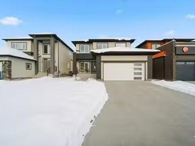 House for sale in East St. Paul, Manitoba
