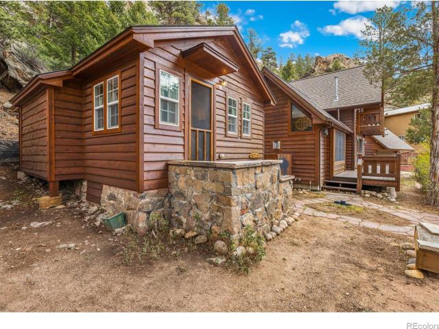 House for sale in Drake, Colorado