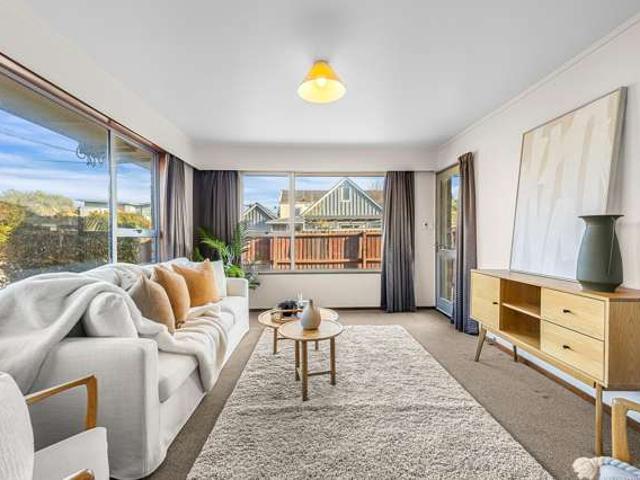 Apartment for sale in Heathcote, Canterbury