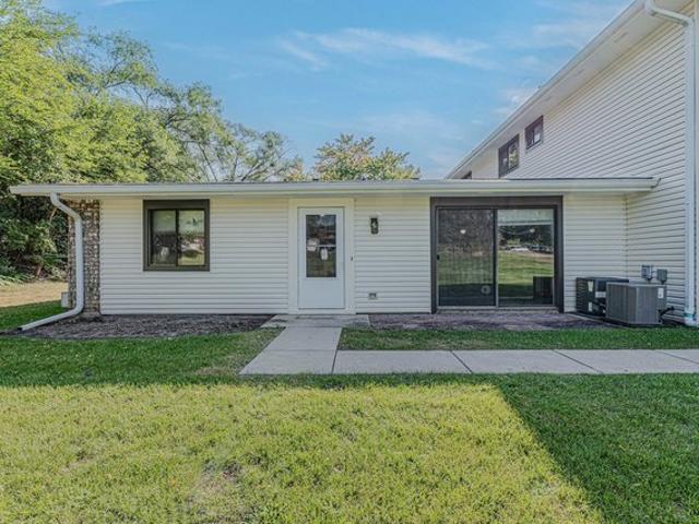 Condo for sale in Bloomingdale, Illinois