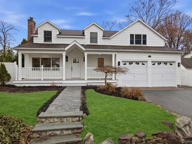 House for sale in Huntington, New York