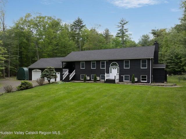 House for sale in Accord, New York