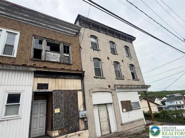 Townhouse for sale in Shenandoah, Pennsylvania