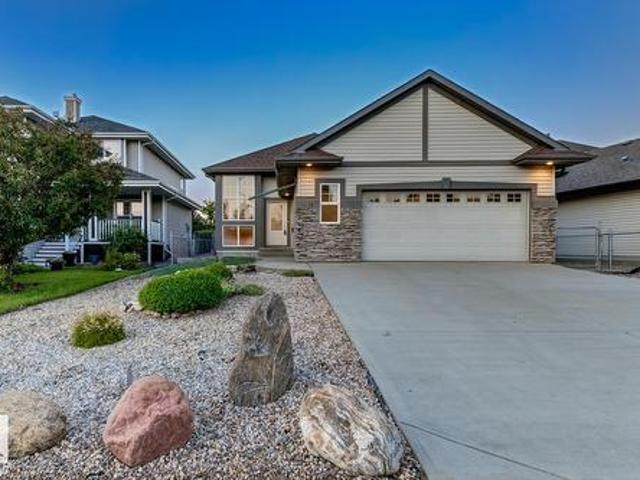 House for sale in Sherwood Park, Alberta