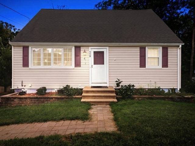 House for sale in Charlton, Massachusetts