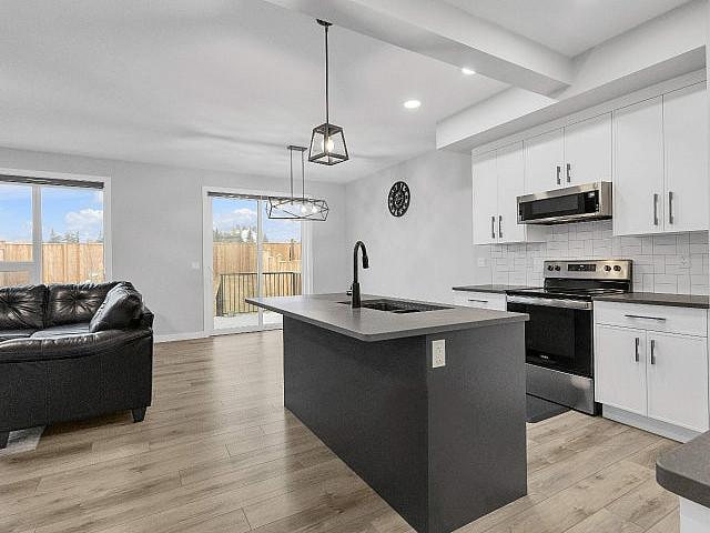House for sale in Wedgewood, Alberta