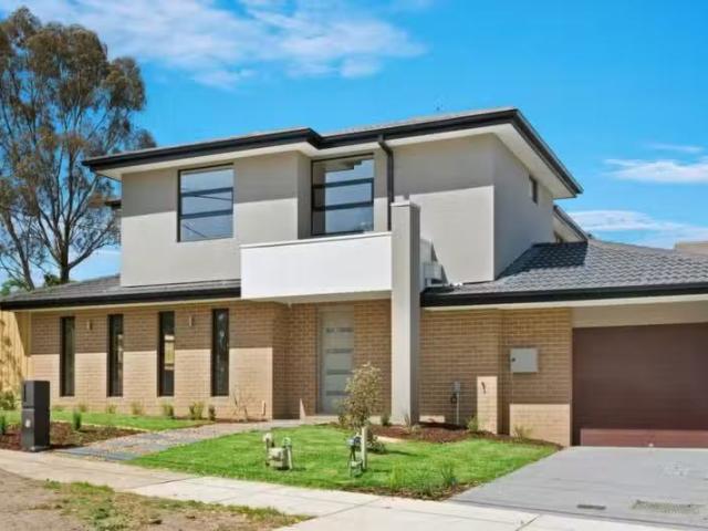 House for rent in Burwood