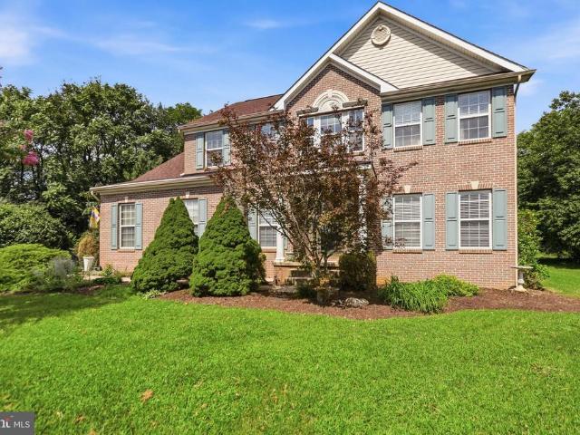 House for sale in Charles Town, West Virginia
