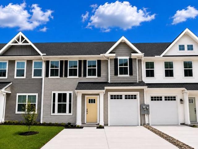 Townhouse for sale in Delaware