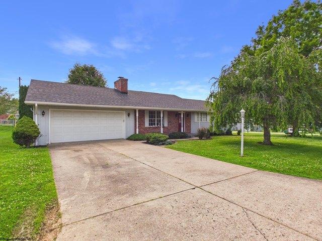 House for sale in Bridgeport, West Virginia