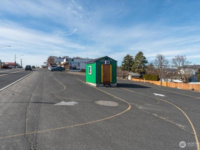 Commercial for sale in Electric City, Washington