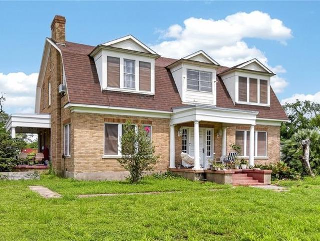 House for sale in Refugio, Texas