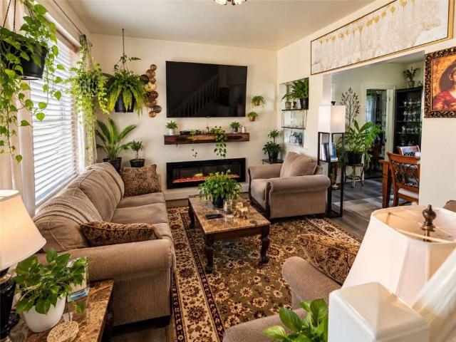 House for sale in Vandergrift Heights, Vandergrift