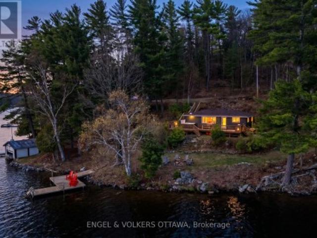 House for sale in Renfrew, Ontario
