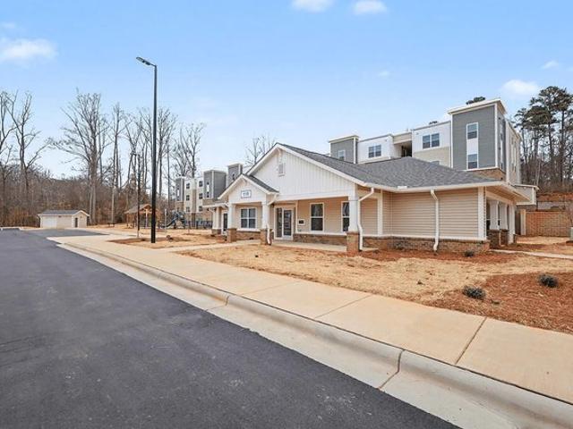 House for sale in Dallas, North Carolina