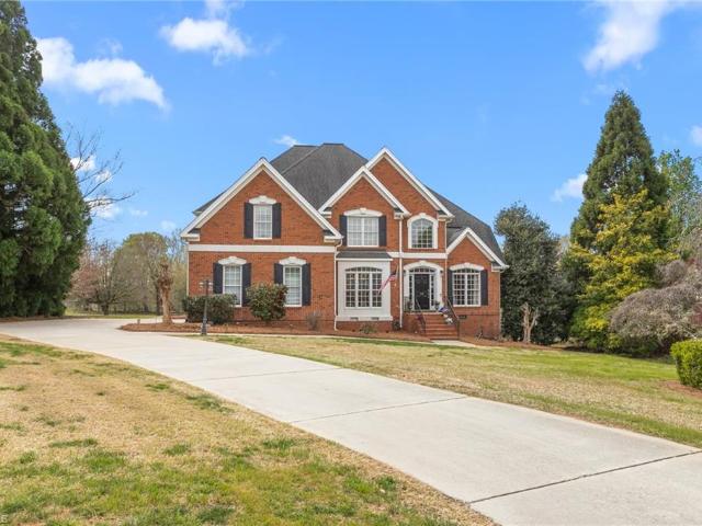 House for sale in Summerfield, North Carolina