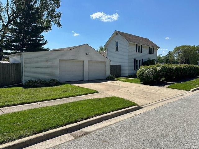 House for sale in Porter, Indiana
