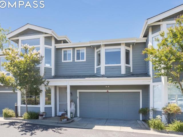 Townhouse for sale in San Rafael
