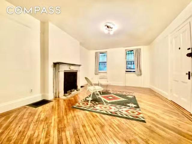 House for rent in Ridgewood