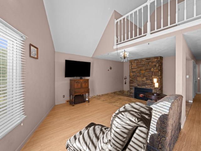 House for sale in Sherrard, Mercer County