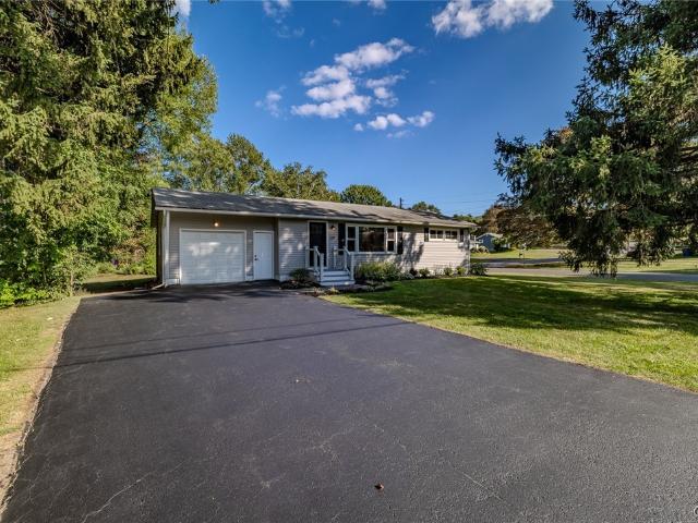House for sale in Camillus, New York