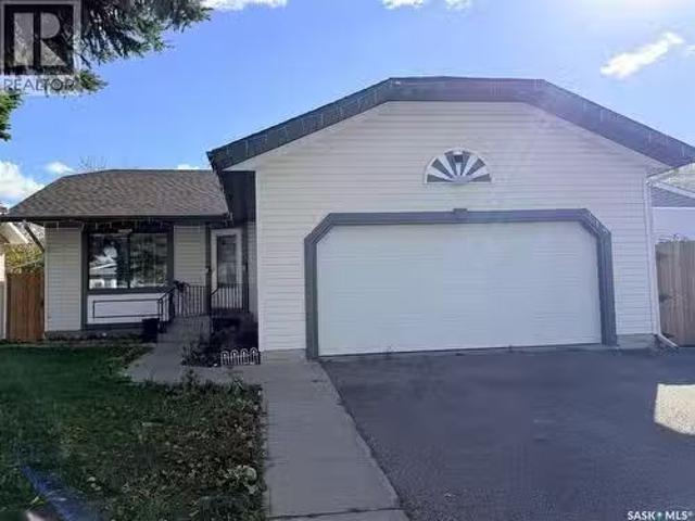 House for sale in Westview, Saskatoon